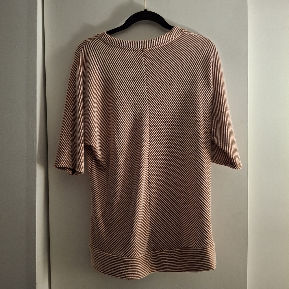 Exclusive One Women's Striped Short Sleeve Top - Picture 2 of 7
